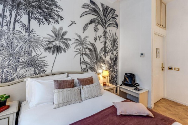 Baboon Room image 12