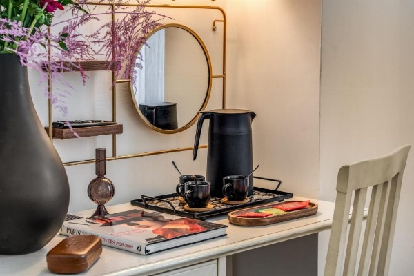 Baboon Room image 28